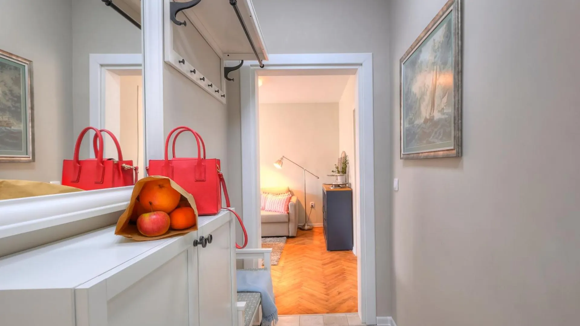 Le Soleil Apartment Varna